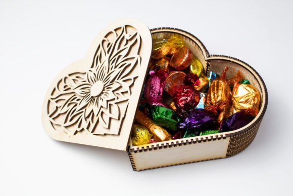 Heart-Shaped Chocolate Box Sunflower: A 3D SVG for Holiday Content Design